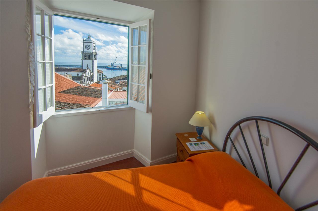 Comercial Boutique Guest House Πόντα Ντελγκάντα Εξωτερικό φωτογραφία