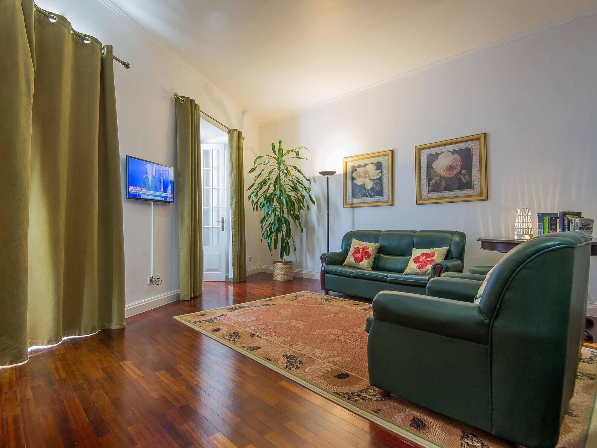 Comercial Boutique Guest House Πόντα Ντελγκάντα Εξωτερικό φωτογραφία